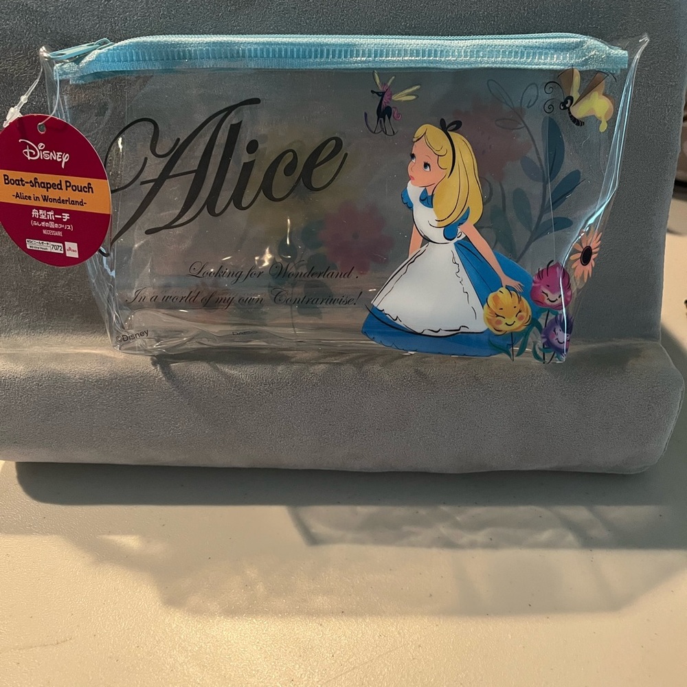 Disney Alice in Wonderland Clear Pouch. Boat shaped pouch.